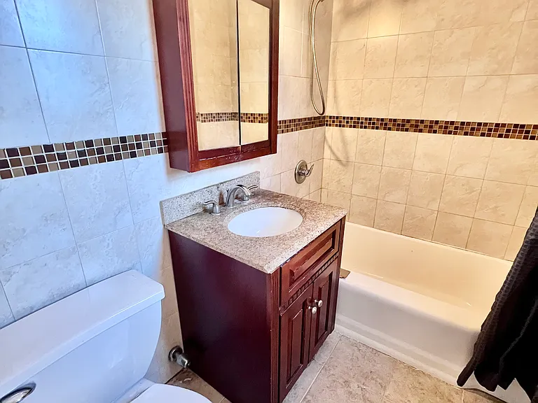 3624 Bell Blvd #10C — Photo 10