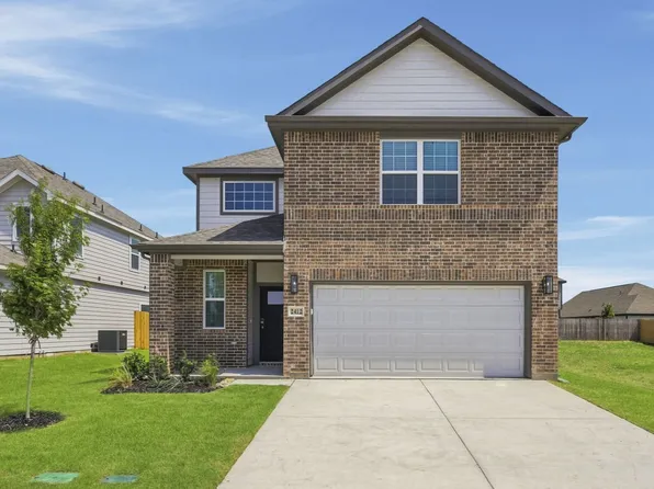 2412 Southern Magnolia Dr, Fort Worth, TX 76123