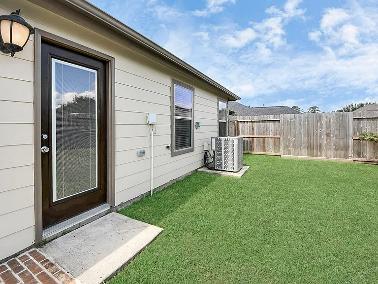 2930 Ribbon Creek Way — Photo 16