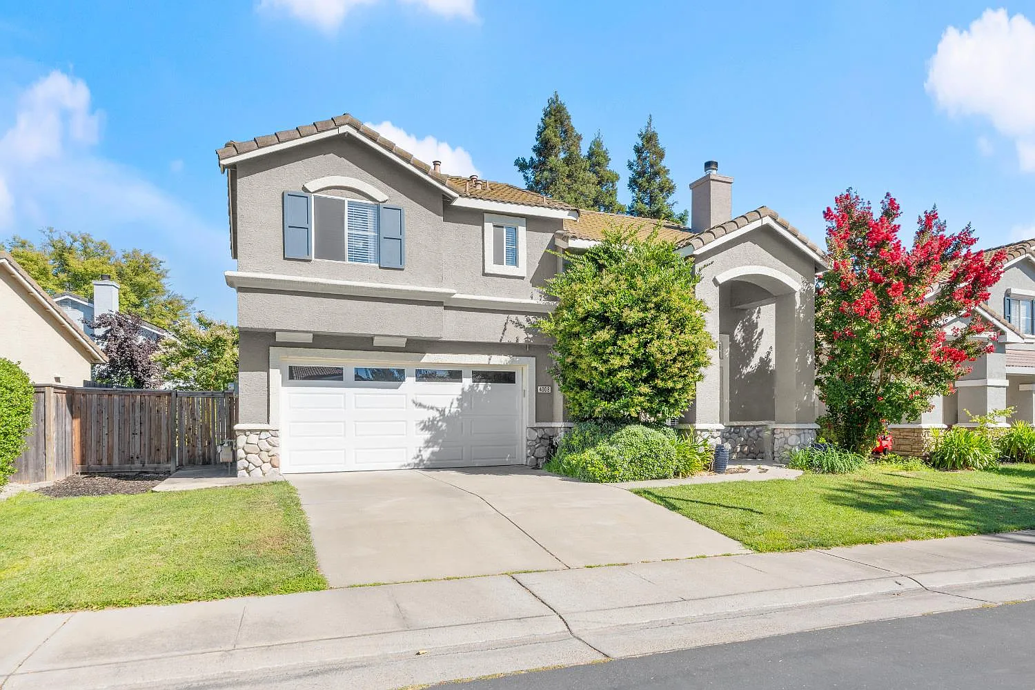 4008 Spindrifter Ln photo 1