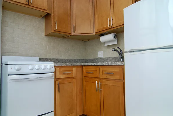 Rented by Building Equity Real Estate LLC | media 11