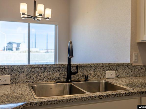 casper-wyoming-402468646 picture