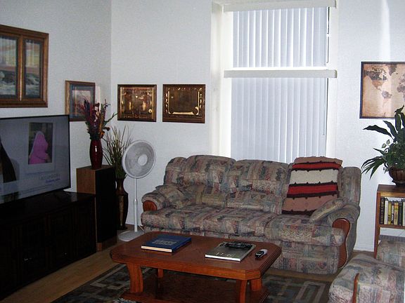 3rd image of 1974 E Lynwood Dr #6