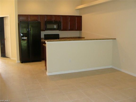 5th image of 1317 SE 24th Ave