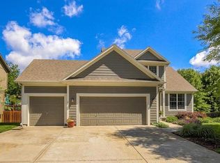 2628 W Whitney St, Olathe, KS 66061