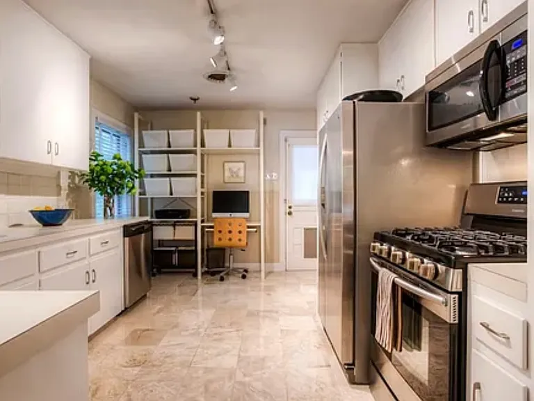 5303 Aurora Dr — Photo 23