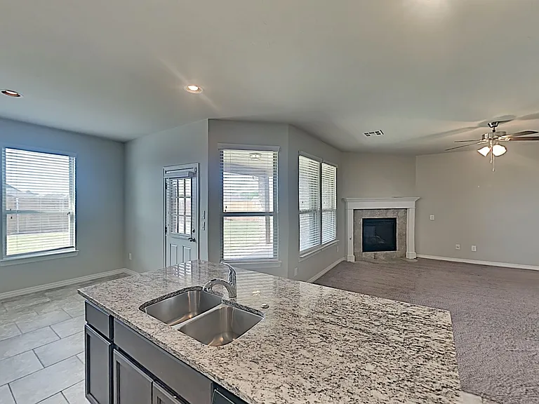 11308 SW 36th St — Photo 5