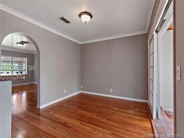 1404 Plunkett St — Photo 5