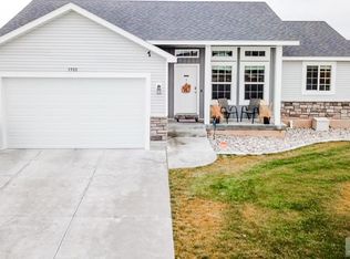 3900 E Ridgeland Dr, Ammon, ID 83401