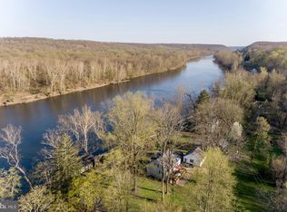797 River Rd, Erwinna, PA 18920