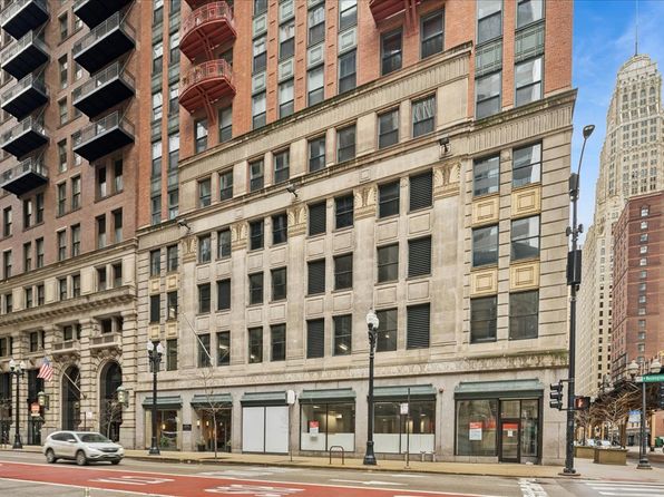 208 W Washington St APT 2007, Chicago, IL 60606 property photo