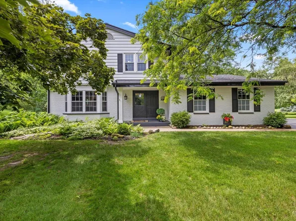 W318N846 Clover PARK, Delafield, WI 53018