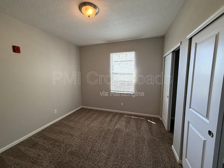 Jefferson Pointe — Photo 21