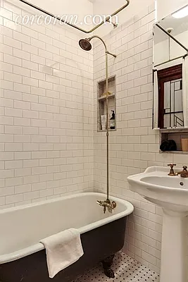 Sold by Corcoran | media 19