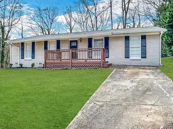 5219 Maple Valley Rd SW, Mableton, GA 30126