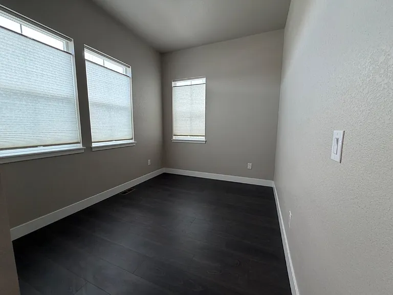 21272 E 63rd Dr — Photo 9