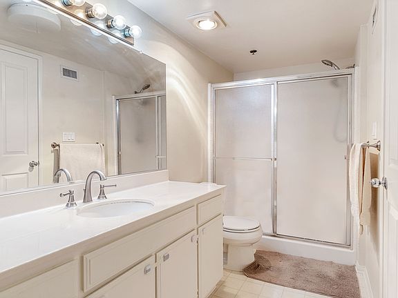 3rd image of 4501 Cedros Ave Unit 329