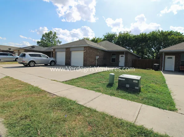 7500 Novella Dr, Fort Worth, TX 76134