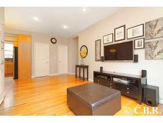 Sold by Coldwell Banker Reliable Real Estate | media 26