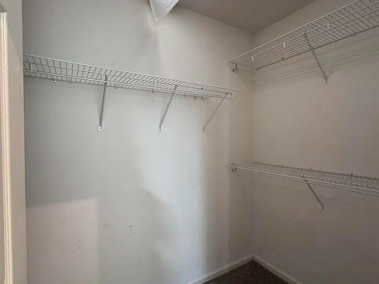 125 Lenox Dr — Photo 15