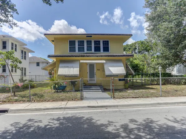 314 CRANESNEST Way, West Palm Beach, FL 33401