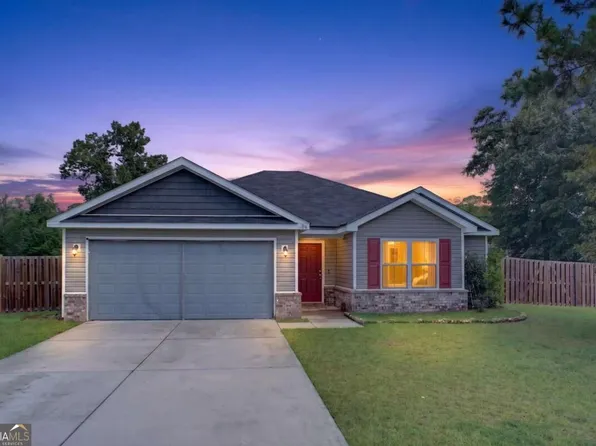 506 Sweet Cherry Ln, Springfield, GA 31329