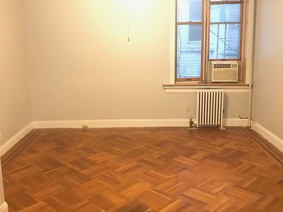 2nd image of 4305 28th Ave