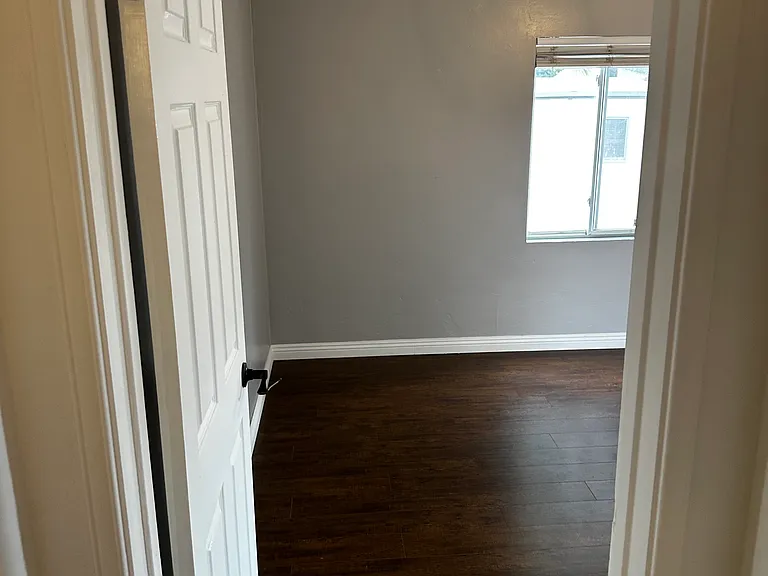 4804 Beech St — Photo 15