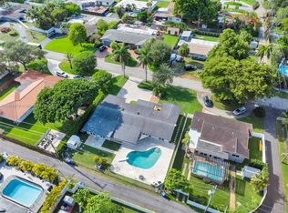 3424 Pierce St, Hollywood, FL 33021