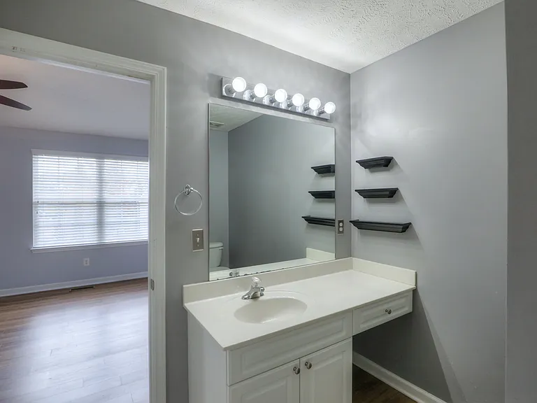 3001 Hamilton Church Rd #118-1 — Photo 5