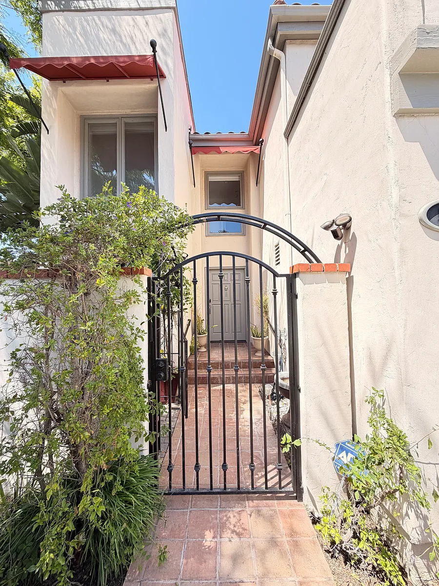 Building Photo - 5701 Malaga Pl