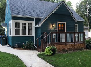 609 Olive St, Cedar Falls, IA 50613