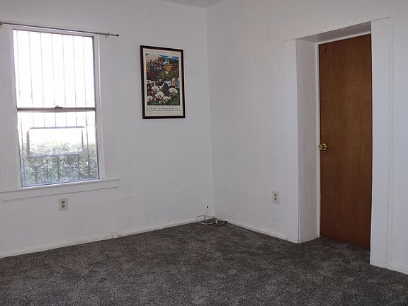 4th image of 941 N Anita Ave