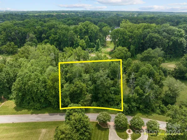 519 Riviera Dr, Salisbury, NC 28144