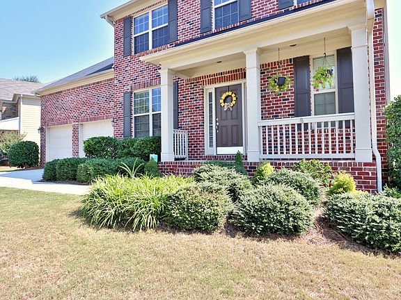 2nd image of 203 Fox Pointe Ct