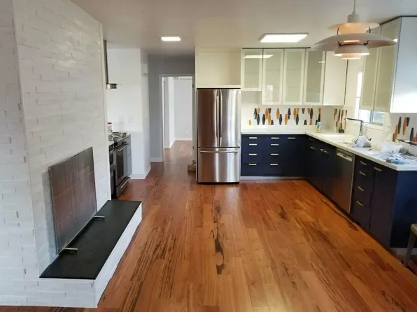 360 Maple St, Ashland, OR 97520