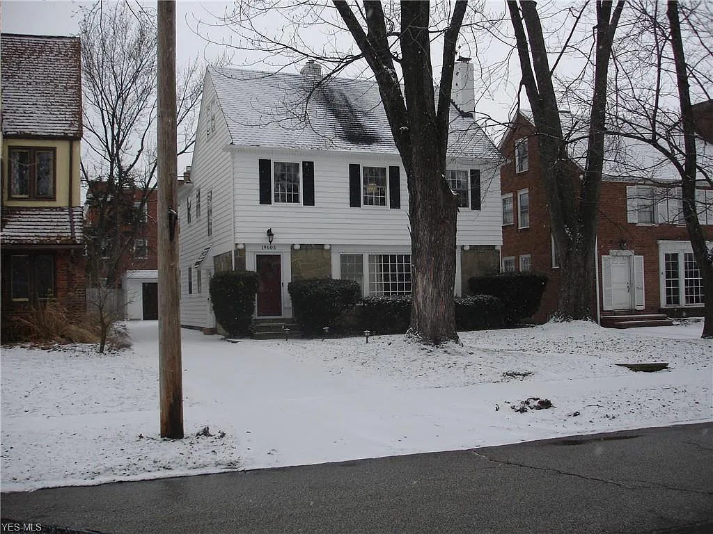 19605 Winslow Rd photo 1