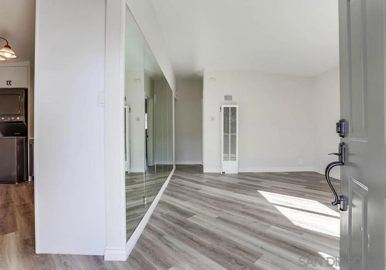 334 Grant St — Photo 2