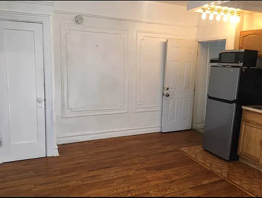 Rented by Triplemint | media 12