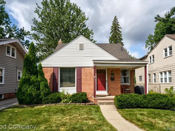 829 Edgewood Dr, Royal Oak, MI 48067