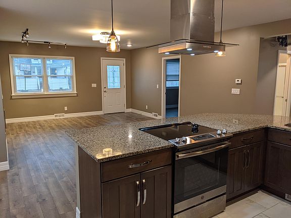 4th image of 8 Allman Pl