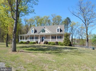 322 Mountain Rd, Strasburg, VA 22657