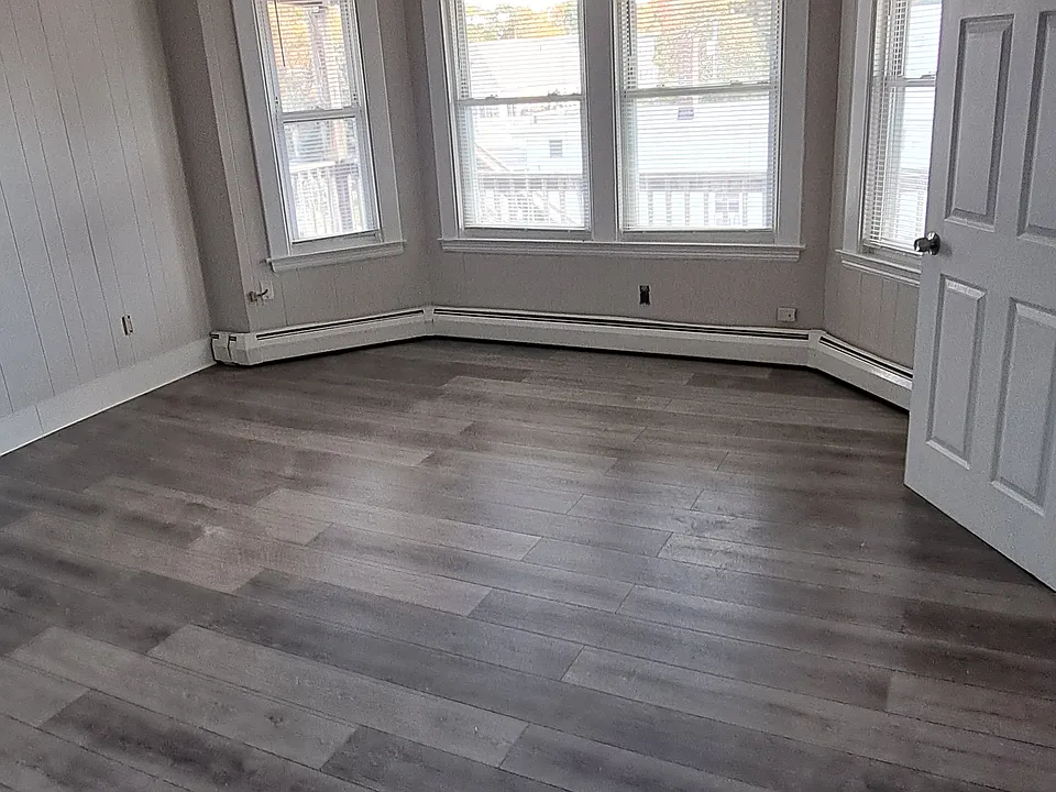 82 Green St #302