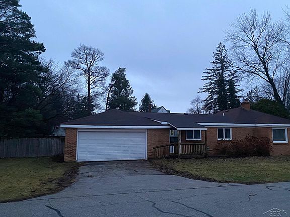 3rd image of 2150 Linda St