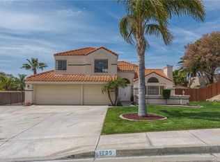 1705 Ridge Vw, Colton, CA 92324