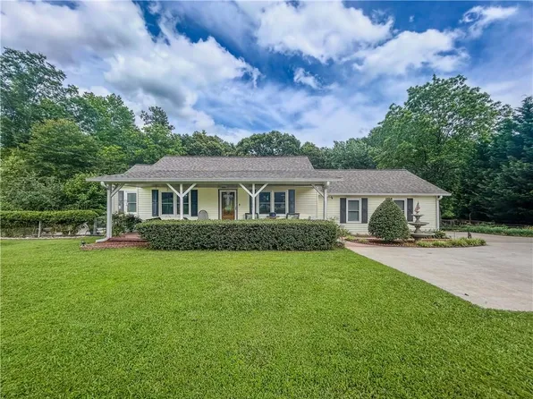 4017 S South Bogan Rd, Buford, GA 30519