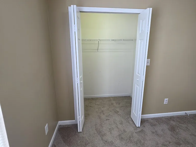 50 Princeton Glen Ct — Photo 10