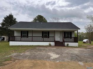 220 Jarmon Way, Leighton, AL 35646