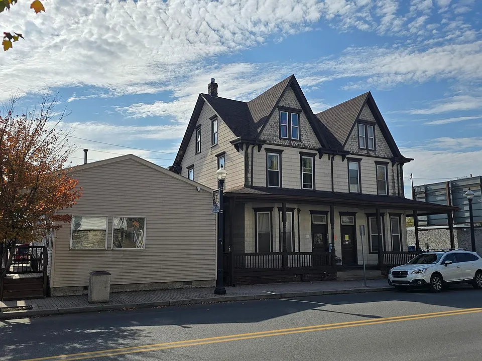 Building Photo