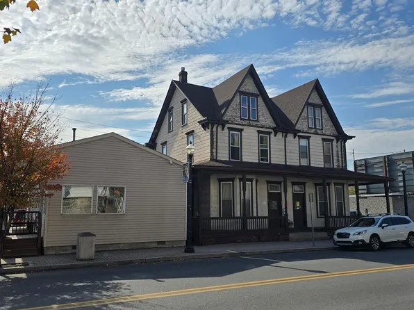 256 N Front St, Steelton, PA 17113